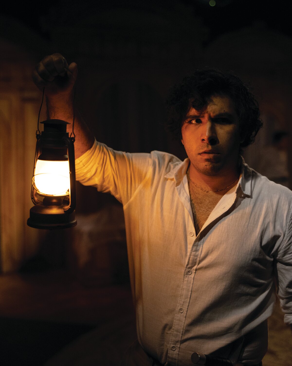 Ben Pereira as Romeo.